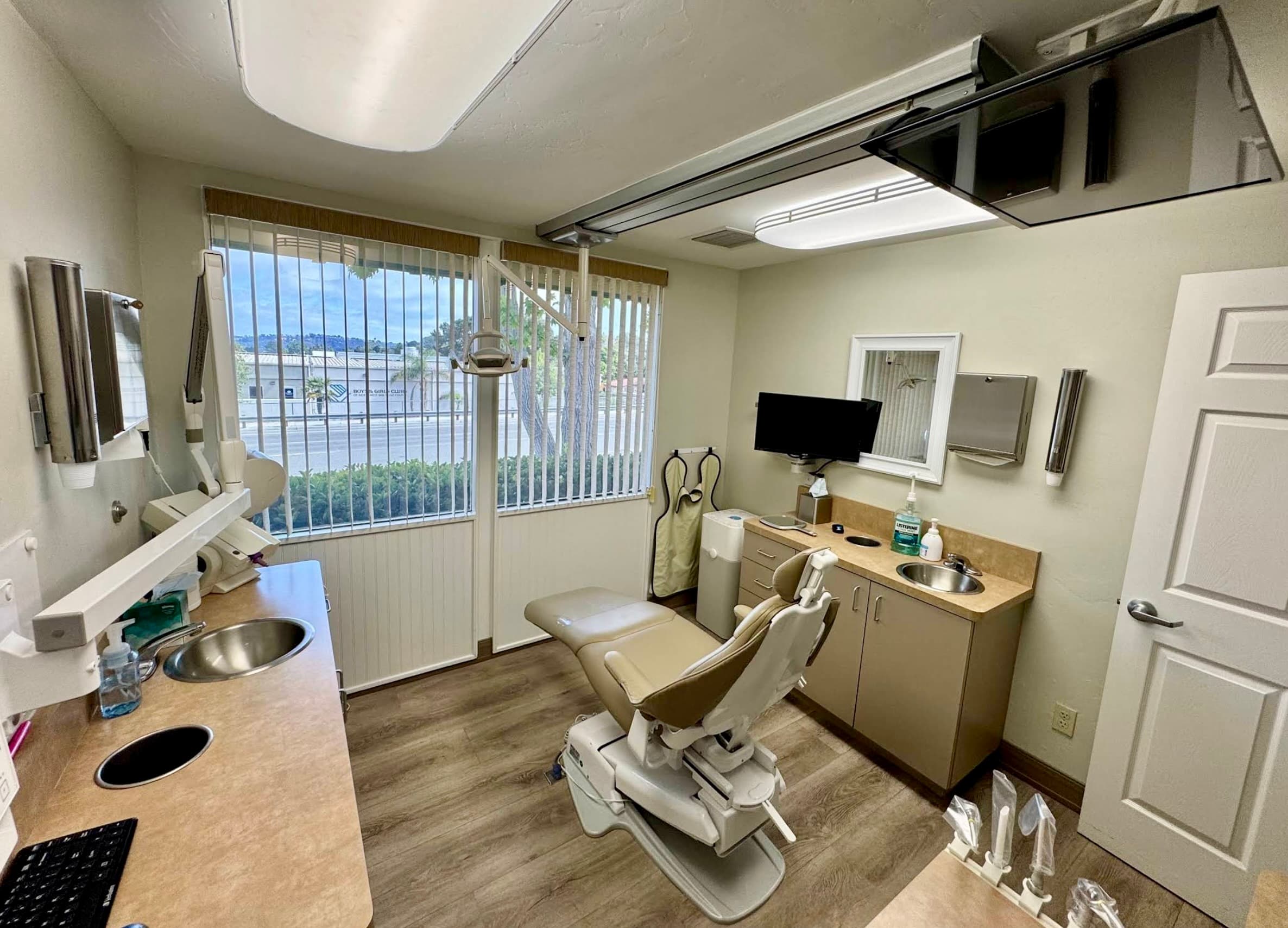 Modern, comfortable treatment room